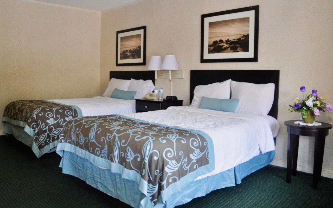 Azalea Inn&Suites Wilmington Exterior foto